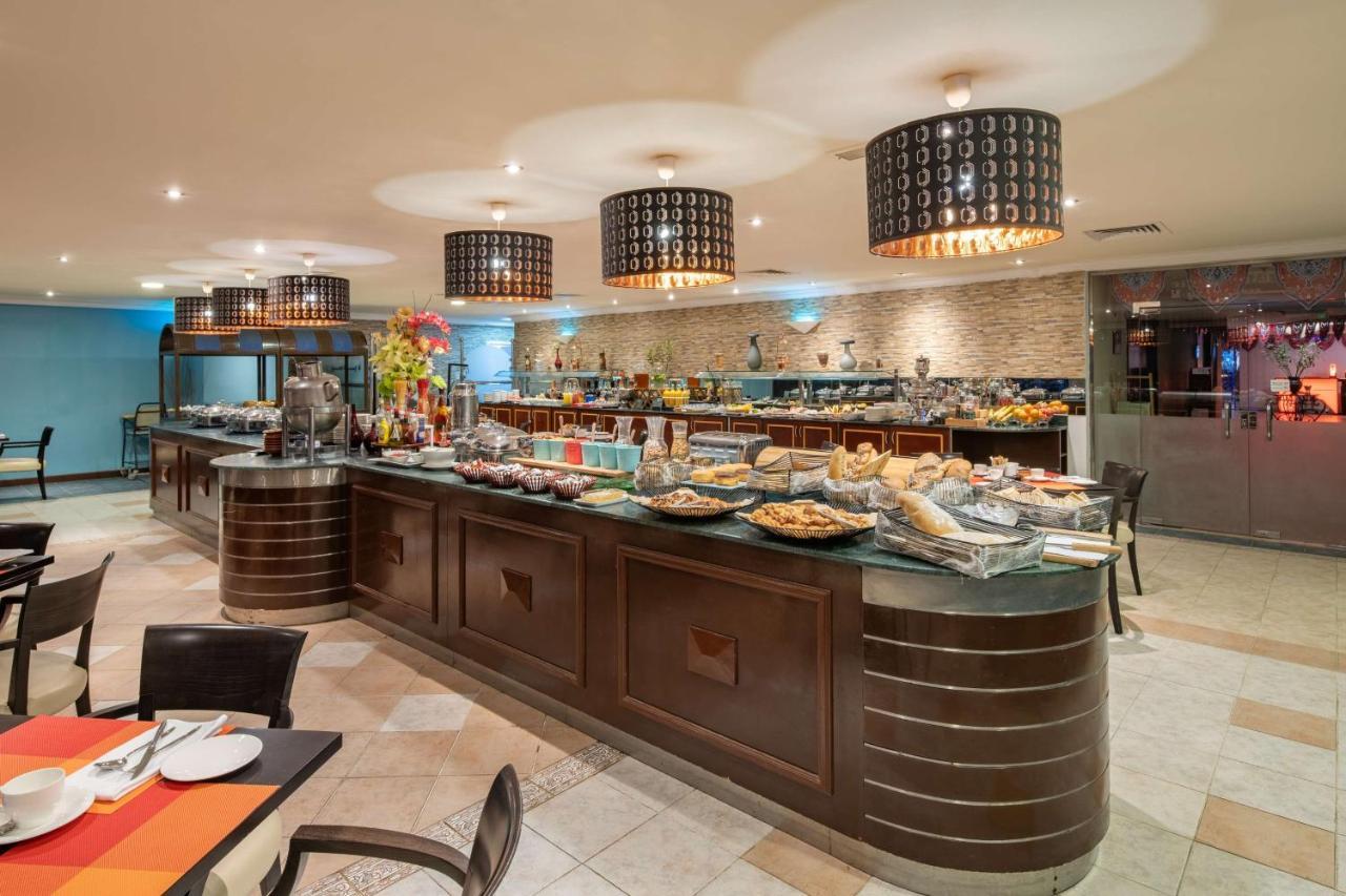 Radisson Blu Hotel, 3* Yanbu