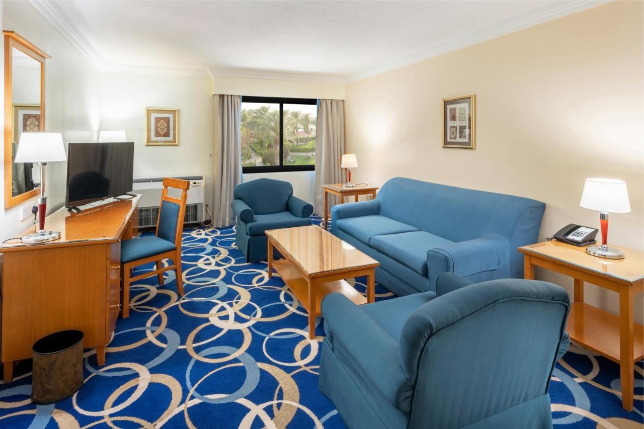 Radisson Blu Hotel, Hotel 3*